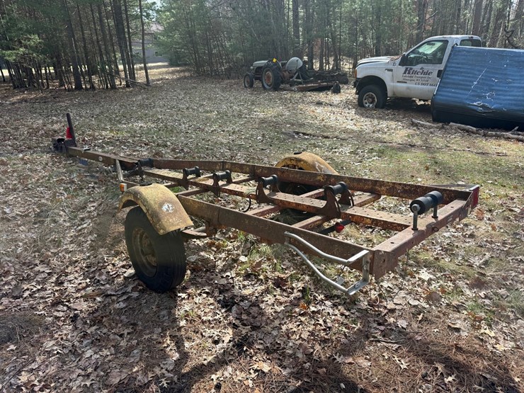 #1233-•-16'-boat-trailer-image-4