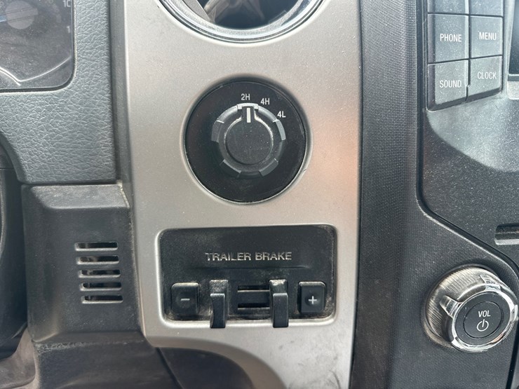 2013-ford-f150-image-47