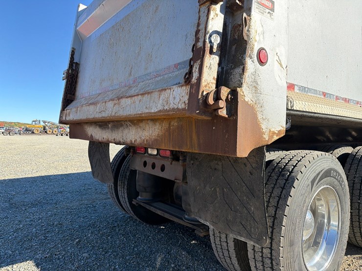 2018-western-star-4700-image-31