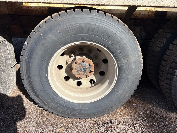 2013-kenworth-t370-image-89