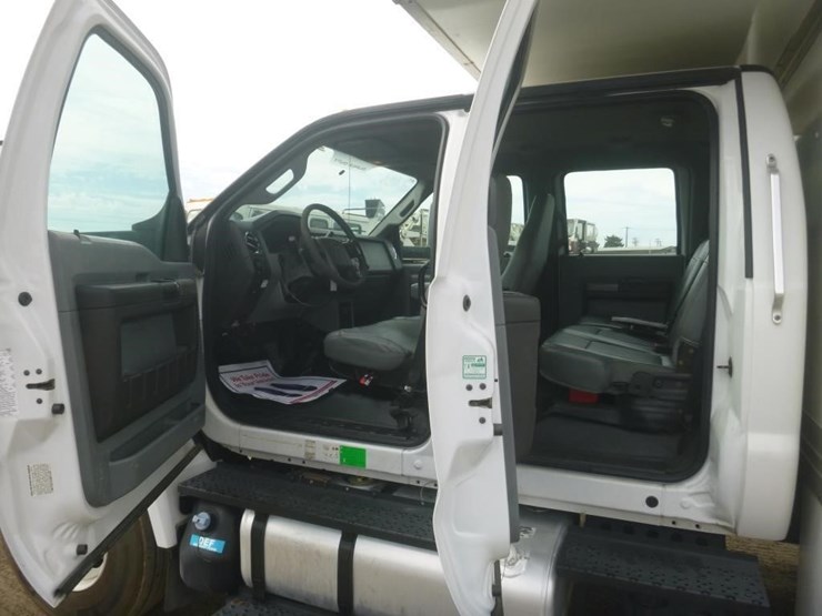 2016-ford-f650-xlt-image-14