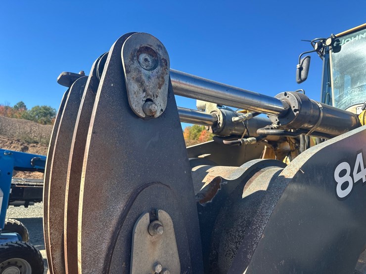 deere-844-image-32
