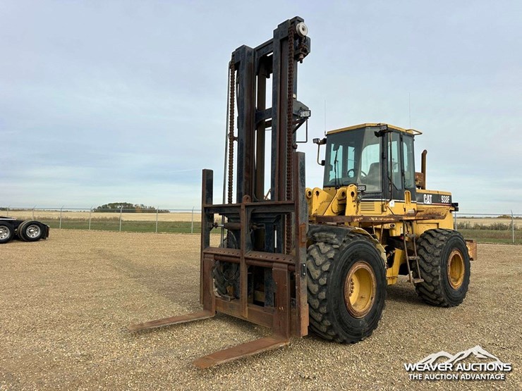 caterpillar-938f-image-22