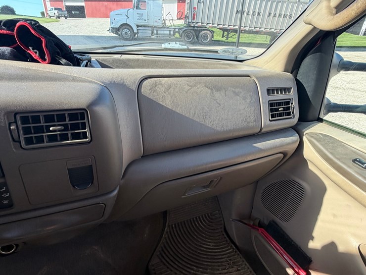 2002-ford-f250-lariat-image-39