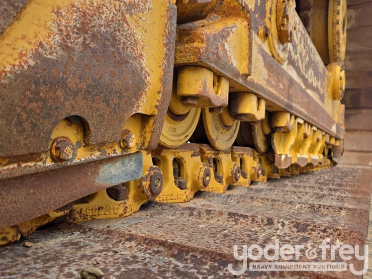 2021-caterpillar-d5-lgp-image-12