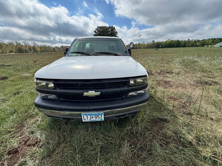 2002-chevrolet-2500-image-8