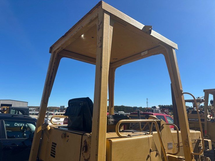 caterpillar-d3b-lgp-image-11