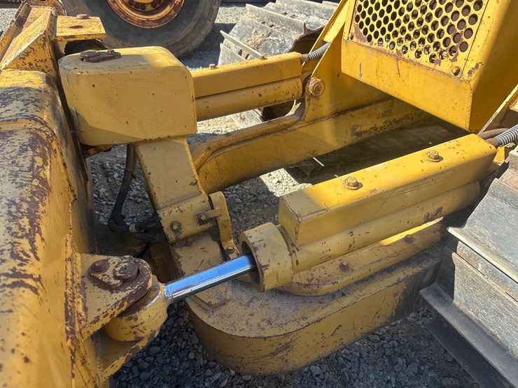 caterpillar-d3b-lgp-image-22