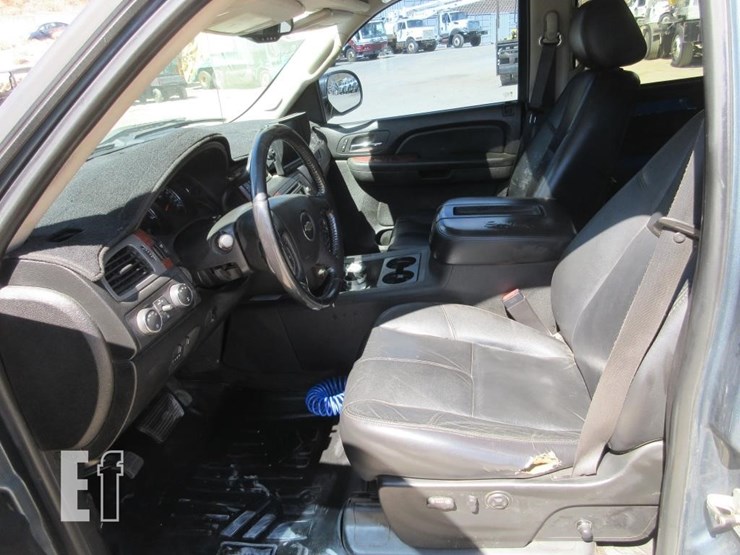 2008-chevrolet-3500-image-7
