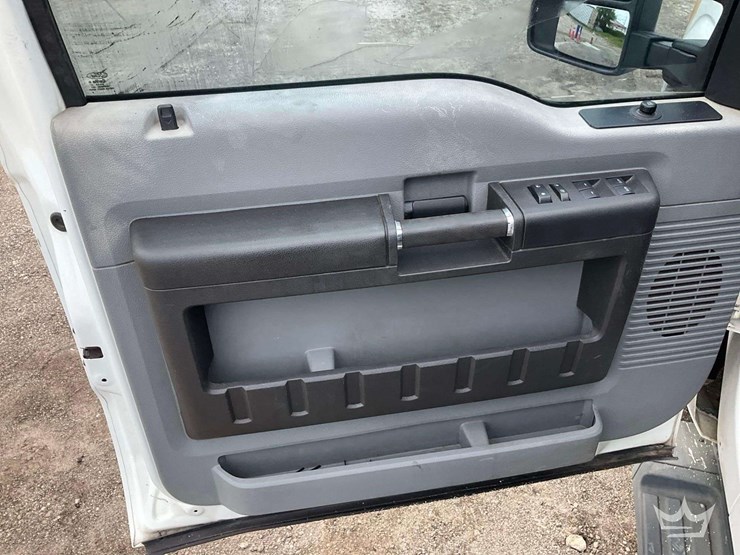 2015-ford-f250-image-10