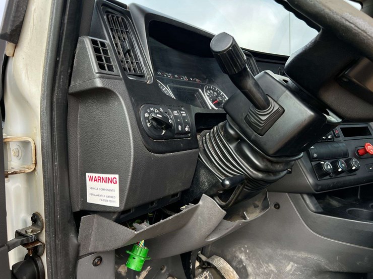 2019-international-lt-image-12
