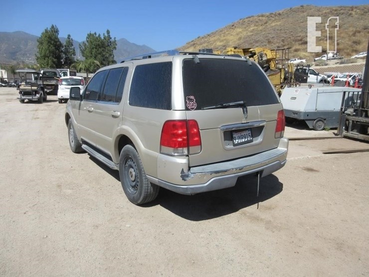 2005-lincoln-aviator-image-4