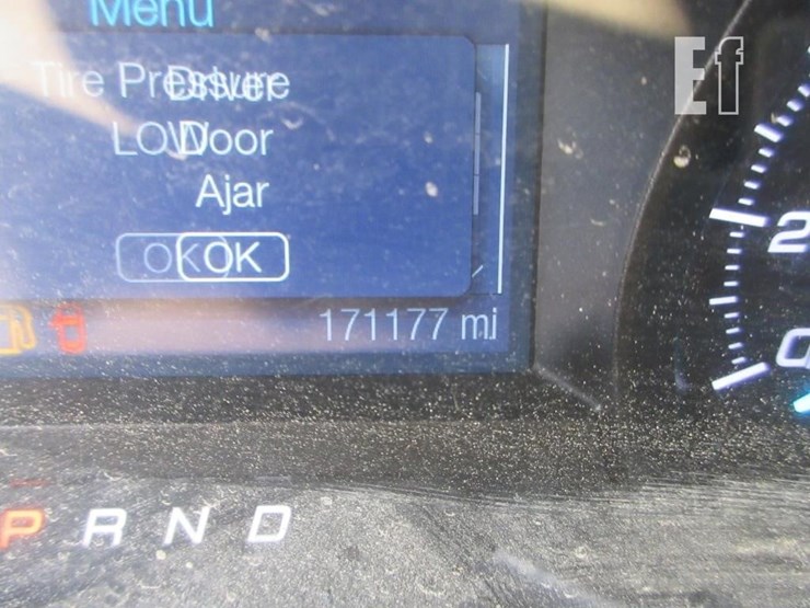 2014-ford-explorer-image-19