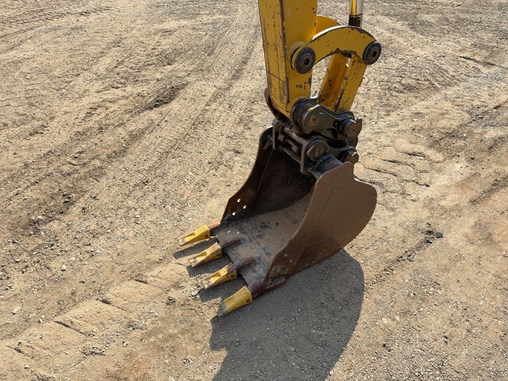 2016-caterpillar-304e2-cr-image-9