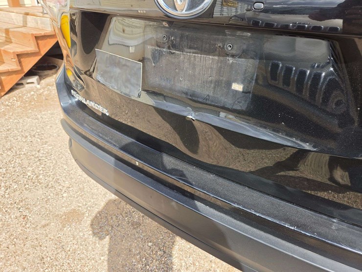 2015-toyota-highlander-xle-image-9