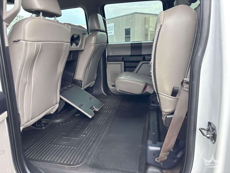 2019-ford-f250-image-32