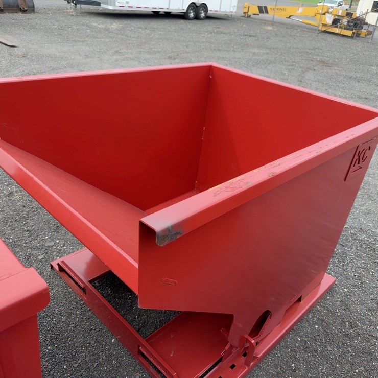2 YARD SELF DUMPING HOPPER
