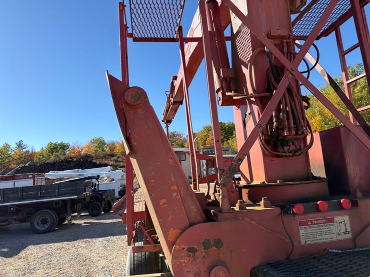 ford-l9000-image-36