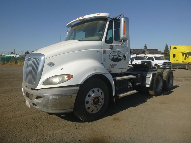 2012-international-prostar-image-1