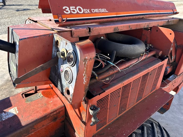 ditch-witch-350sx-image-26