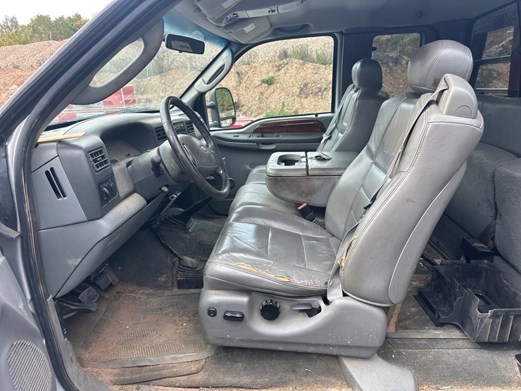 2004-ford-f250-image-31