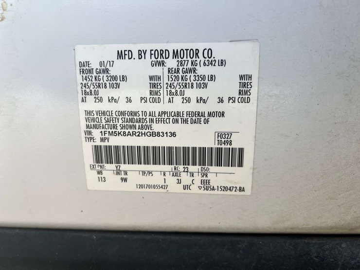 2017-ford-explorer-image-29