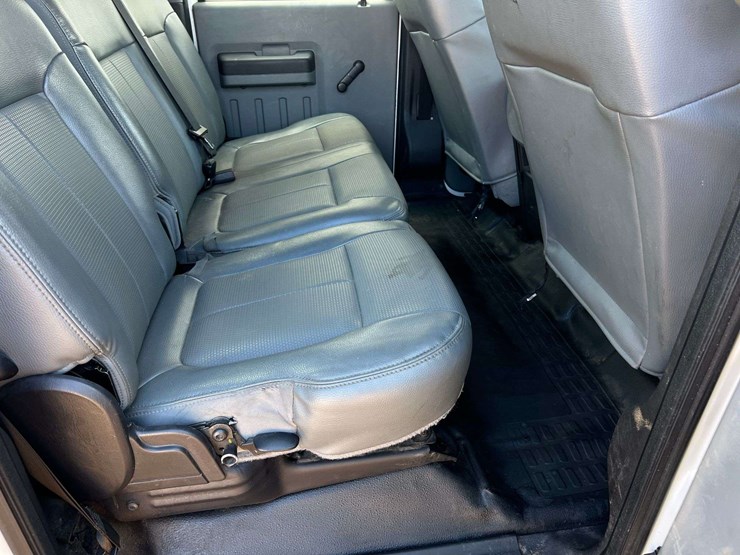 2015-ford-f550-image-25