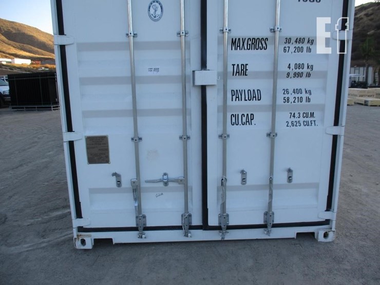 40'-shipping-container-image-9