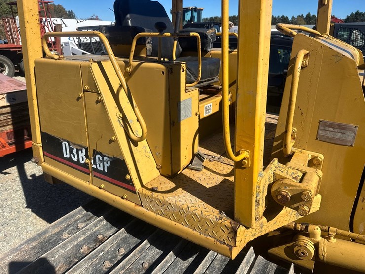 caterpillar-d3b-lgp-image-13