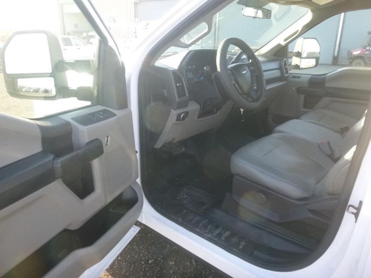 2017-ford-f250-image-8