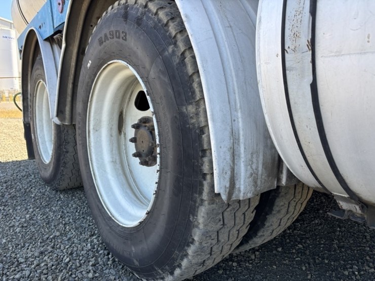 1994-vactor-2115-image-13
