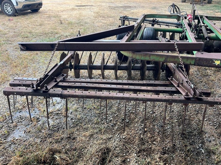 john-deere-210-image-18