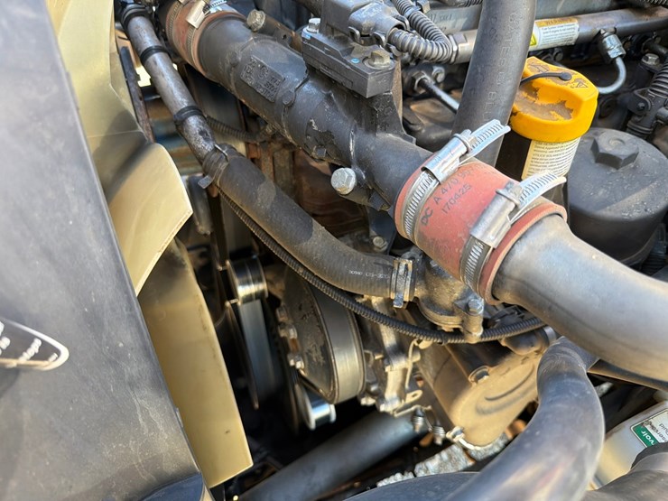 2018-western-star-4700-image-89
