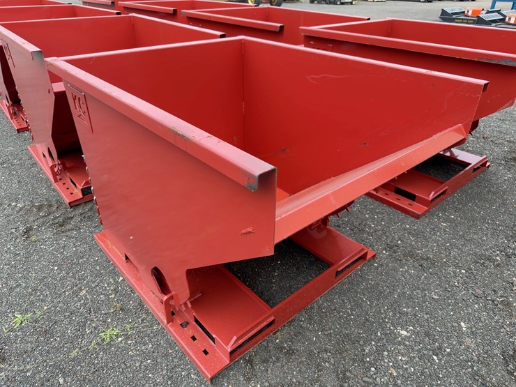 2-yard-self-dumping-hopper-image-2