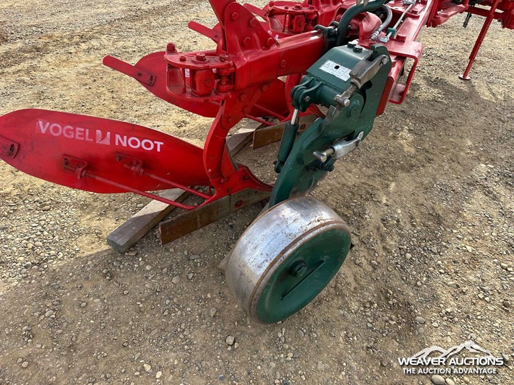 2011-vogel-&-noot-xms950-image-31