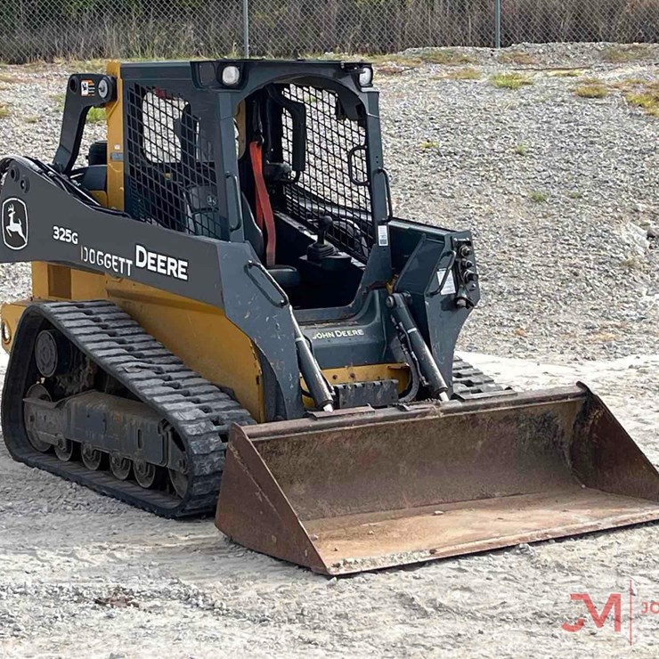 DEERE 325G