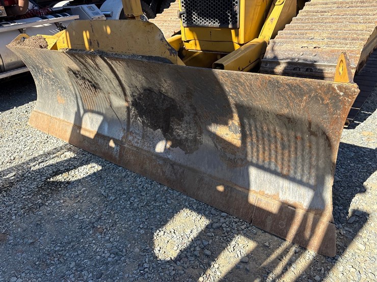 caterpillar-d5m-lgp-image-32