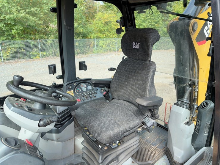 2012-caterpillar-430f-image-25