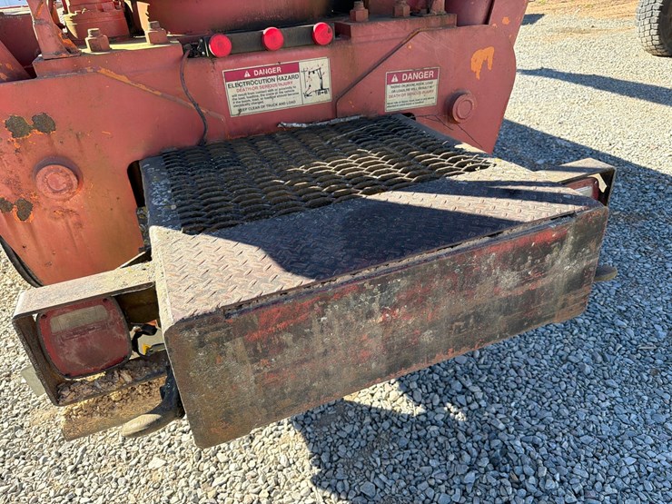 ford-l9000-image-37