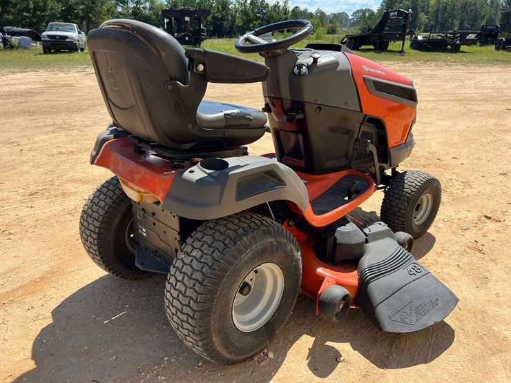 husqvarna-yta24v48-24-hp-48"-riding-lawn-tractor-(473-hours)-image-3