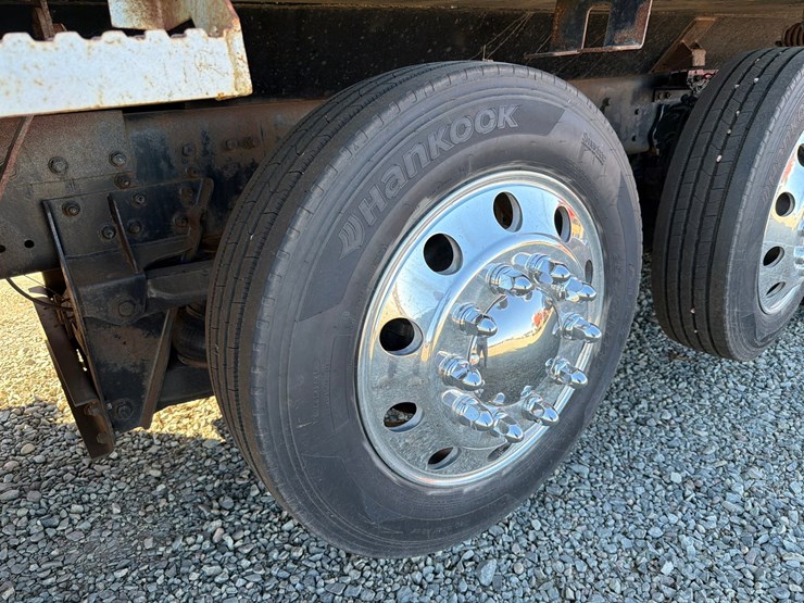 2018-western-star-4700-image-92