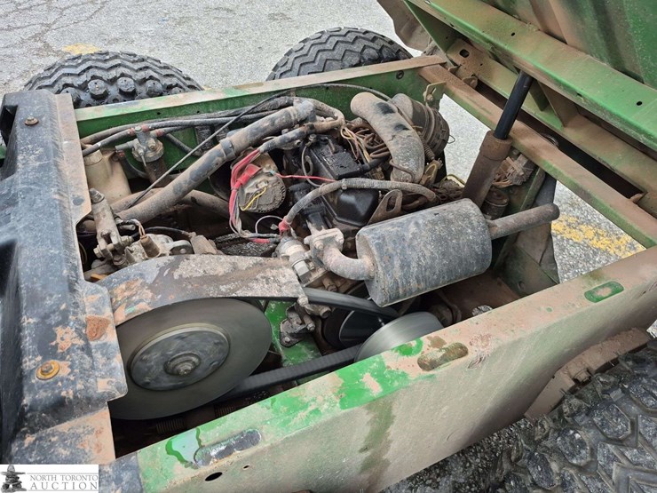 john-deere-gator-image-9