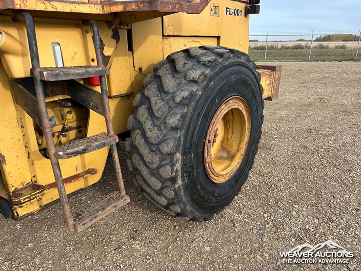 caterpillar-938f-image-63