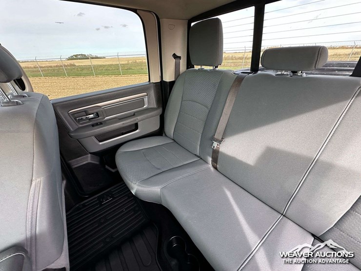 2018-dodge-ram-2500-image-30