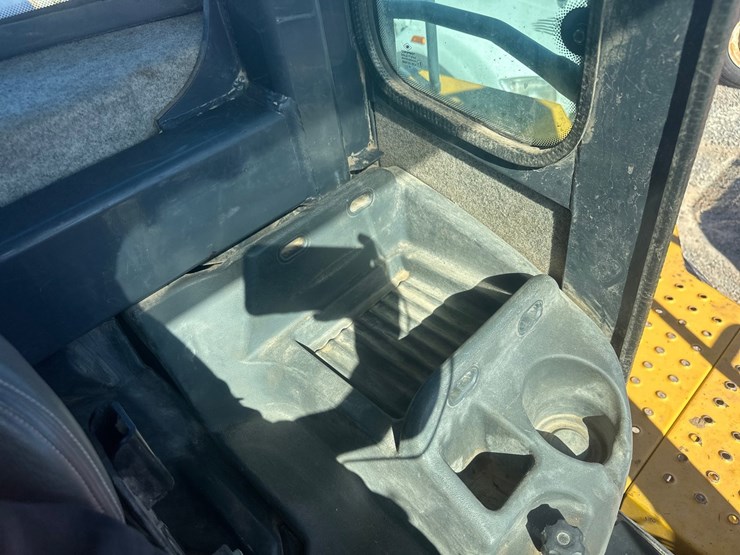 deere-844-image-48