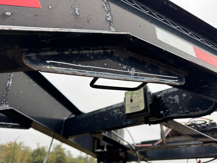 #1947-•-2015-load-max-gooseneck-trailer-image-11
