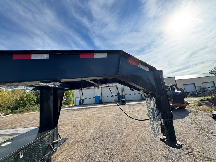 #1956-•-2023-gatormade-tuff-gooseneck-trailer-image-49