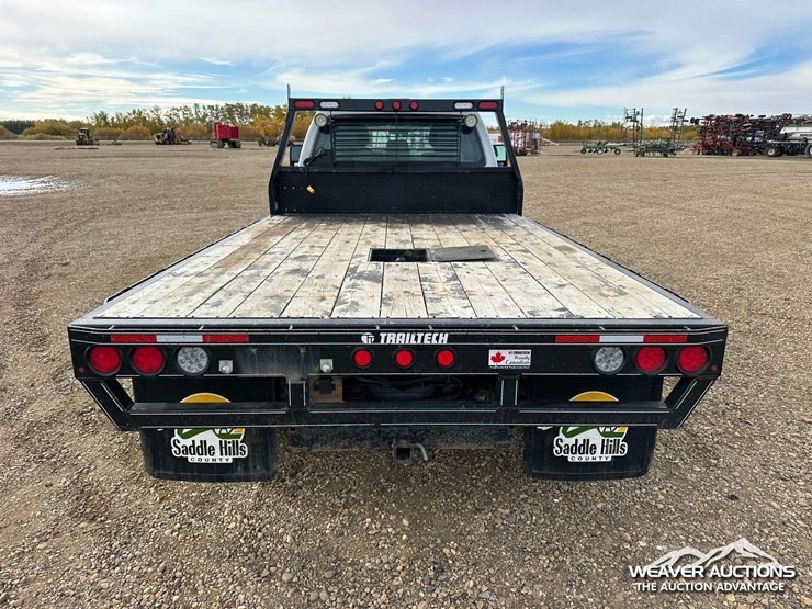 2016-ford-f550-image-48