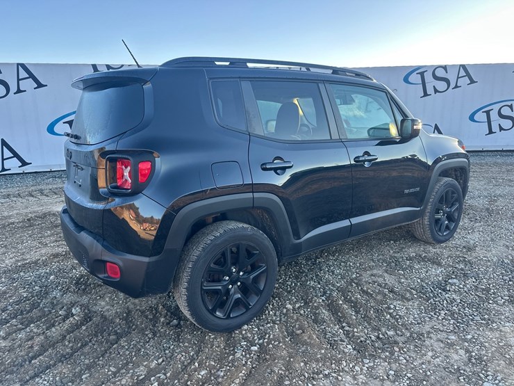 2016-jeep-renegade-image-4