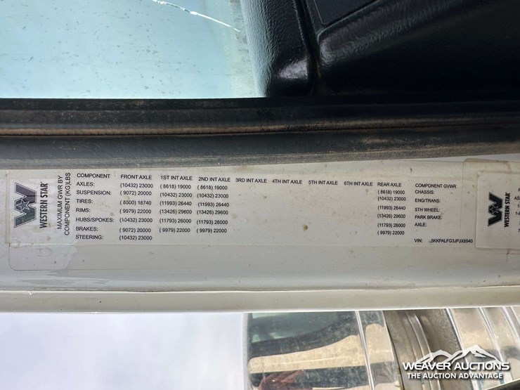 2018-western-star-4900-image-8